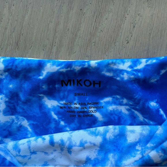Mikoh Bikini Set Strapless Top Tor Dye Bottoms - Picture 3 of 9